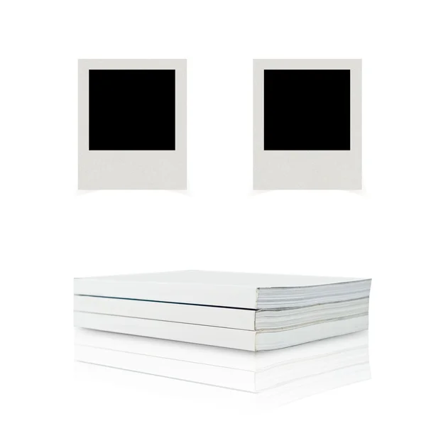 Bastón de papel sobre fondo de libro en blanco, aislado — Foto de Stock