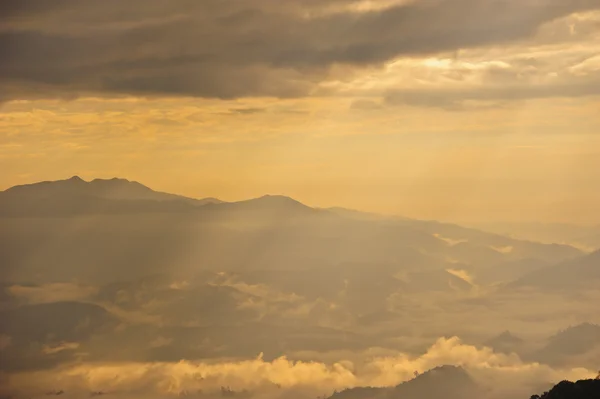 Sunset with mountain landscape, light — Stock Photo, Image