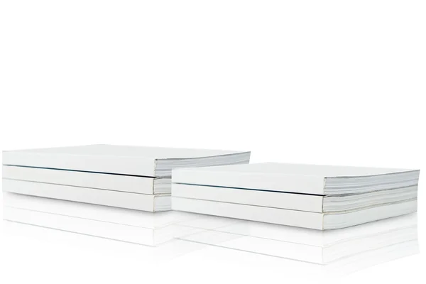 Blank książki na białym tle — Zdjęcie stockowe