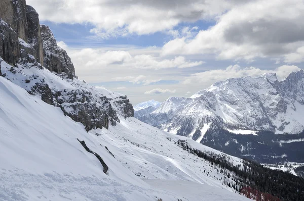 Carezza skidområde, Dolomiterna — Stockfoto
