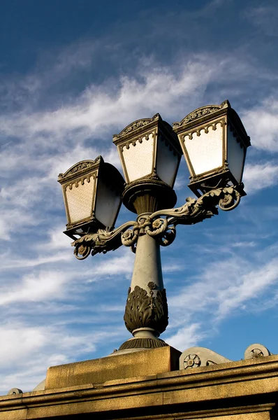 Lampada stradale classica a Budapest — Foto Stock