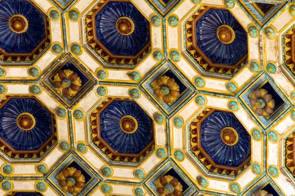 The wonderful ceiling of 'Varkert' bazaar in Budapest — Stock Photo, Image