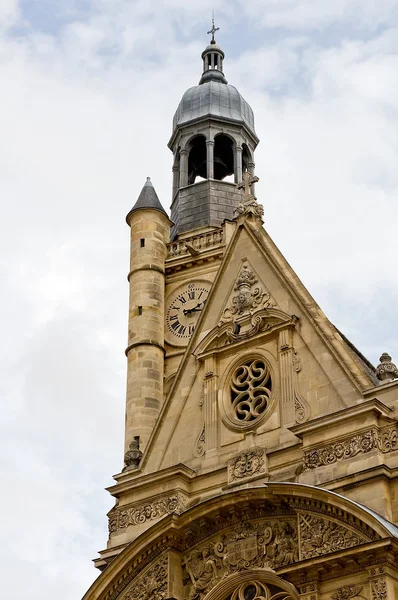 Belltower da igreja de Saint Etienne em Paris — Fotografia de Stock