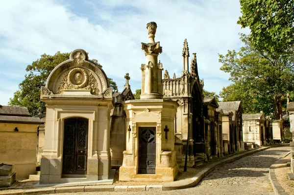 In the Pére-Lachaise cemetery in Paris — Stockfoto