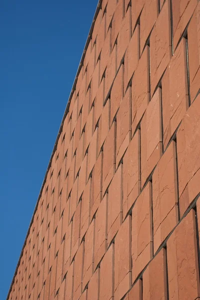 Детальний фасад сучасного мінімалістичного будівництва, майбутня архітектура — стокове фото