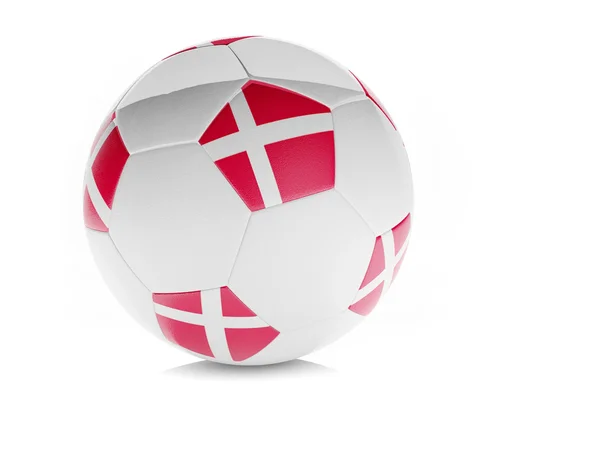 3D fotboll med Danmark flagga, isolerade vit — Stockfoto