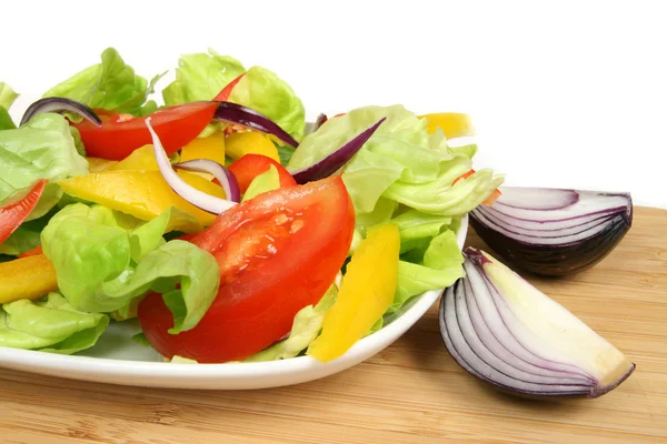 Tomato and onion salad — Stock Photo, Image