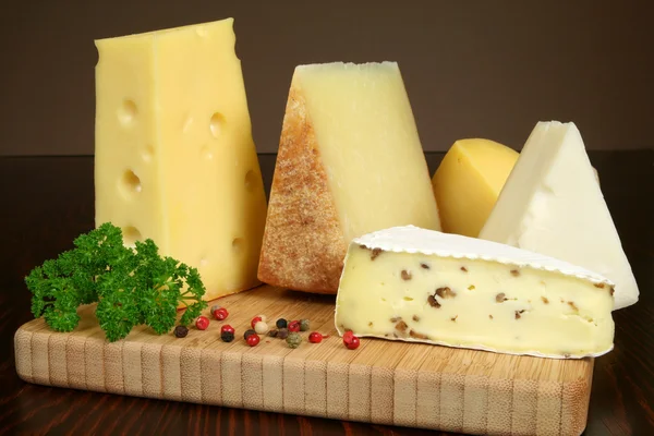 奶酪服务 — 图库照片
