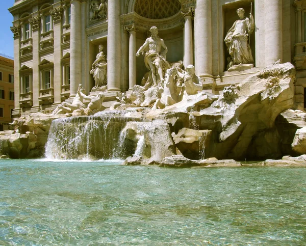 Фонтан Треви - достопримечательность Рима — стоковое фото