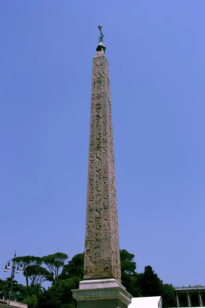 Rome landmark obelisk — Stockfoto