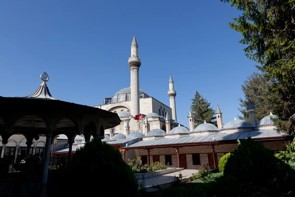 Mevlana museum moskén i konya, Turkiet — Stockfoto