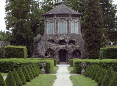 Grotto in Veitshöchheim clipart