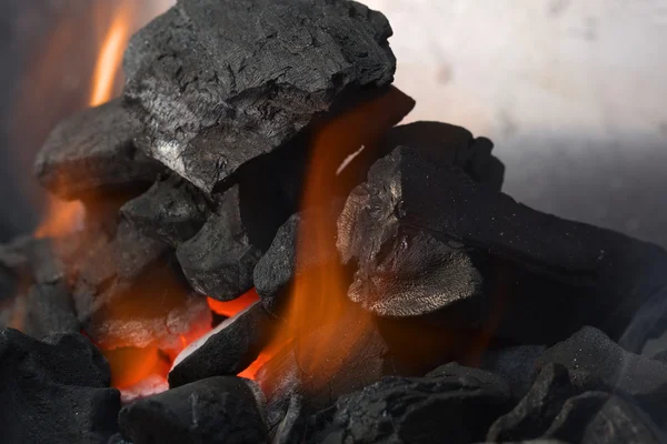 Yanan kömür — Stok fotoğraf