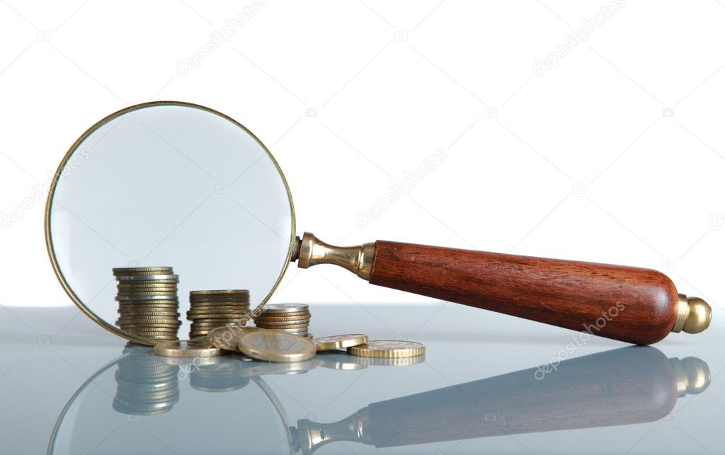 Magnifier and money