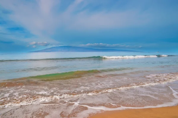 Остров Мауи на Гавайях, пляж, песок, океан — стоковое фото