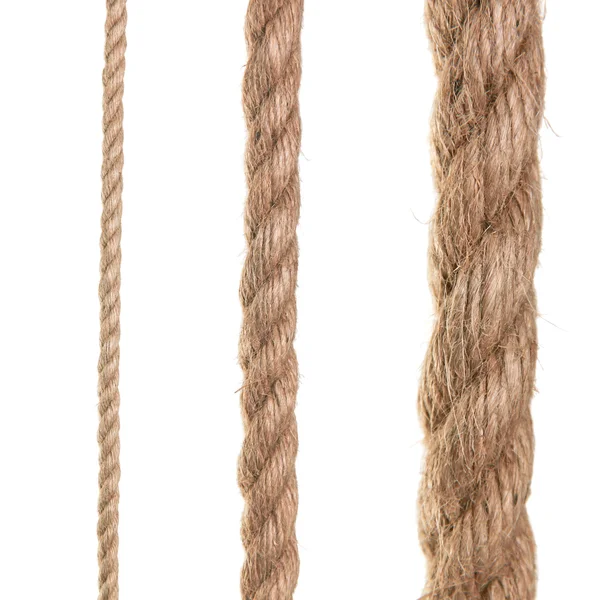 Cordas isoladas no fundo branco — Fotografia de Stock