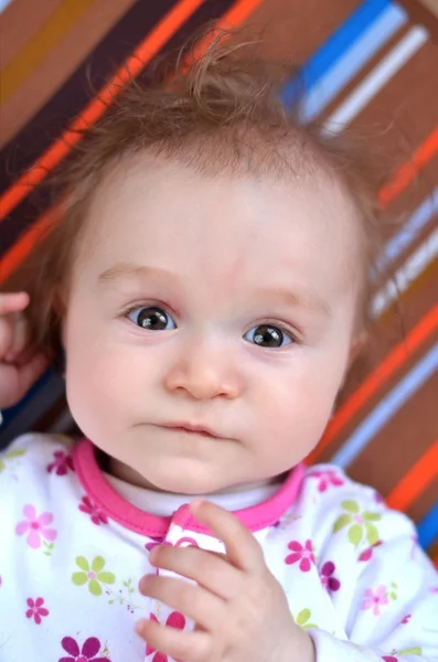 Φωτεινό closeup πορτρέτο του αξιολάτρευτο μωρό — Φωτογραφία Αρχείου