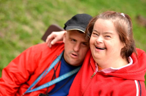Pasangan dengan Down Syndrome — Stok Foto