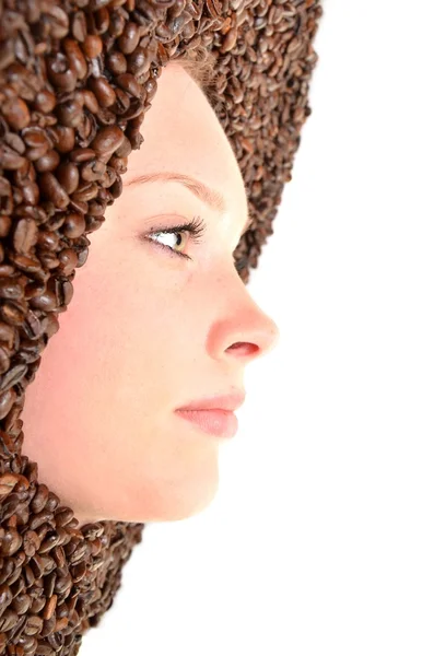 Γυναίκα σε κόκκους καφέ — Φωτογραφία Αρχείου