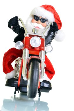 bir motosiklet üzerinde beyaz bir arka plan üzerinde Noel Baba duran