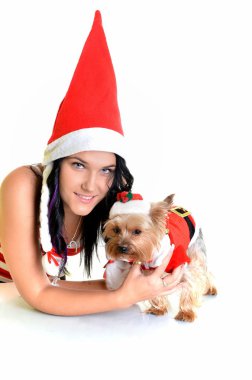 güzel kız ve köpek Noel Noel Baba şapkası