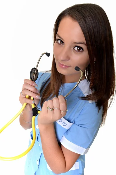 Vacker ung läkare med stetoskop — Stockfoto