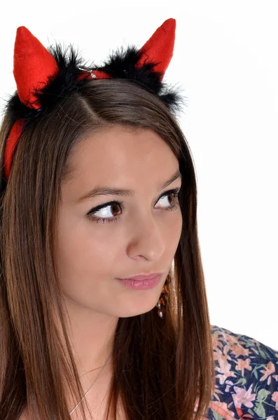 Krásná mladá dívka má na sobě kostým sexy ďábel s trojzubec, izolované — Stock fotografie