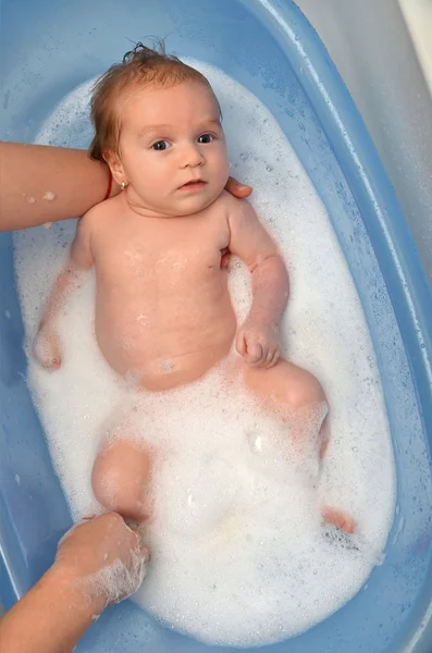 婴儿浴池 — 图库照片