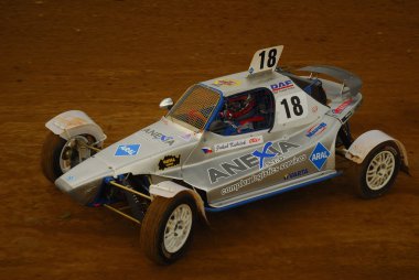 aracın içinde ralli