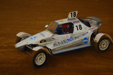 aracın içinde ralli