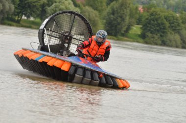 Hovercraft