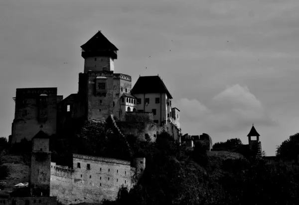 Castelo de Trencin na Eslováquia — Fotografia de Stock