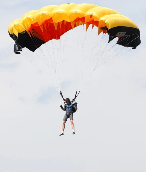 Parachuting — Stock Photo, Image