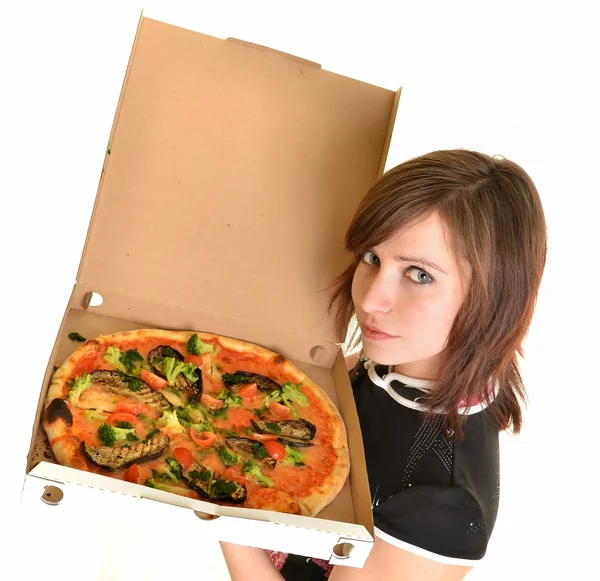 白で隔離されるピザを持つ若い女性の肖像画 — ストック写真