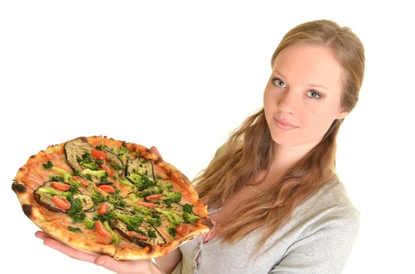 Tjej äter pizza isolerad på vit — Stockfoto