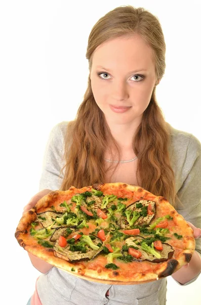 Mädchen isst Pizza isoliert auf weiß — Stockfoto