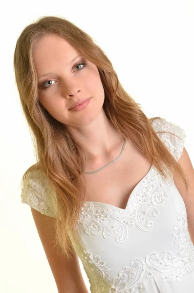 Mädchen im weißen Kleid — Stockfoto