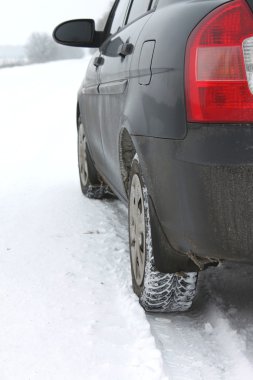 Winter tires clipart