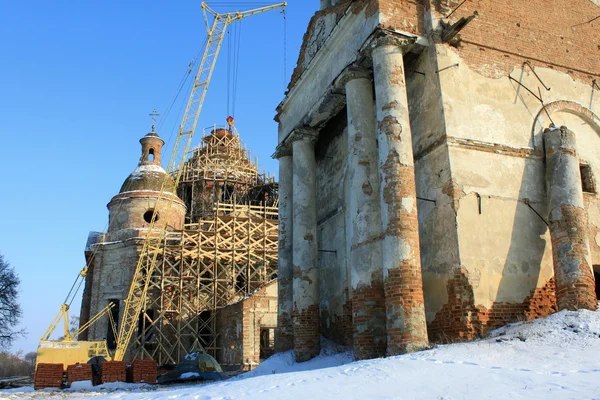 Restauración de la antigua iglesia — Foto de Stock