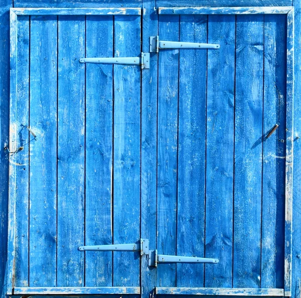 Světlé modré dřevěné dveře (Wc) — Stock fotografie