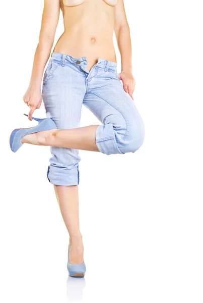 Perfekta kvinnan kropp i jeans — Stockfoto