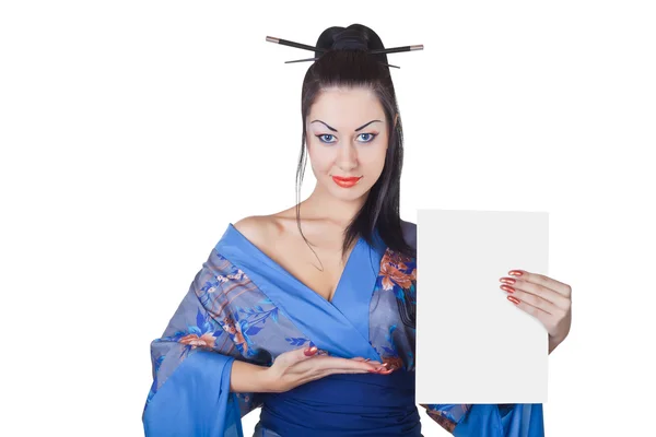 Bella donna in un kimono con cartellone bianco — Foto Stock