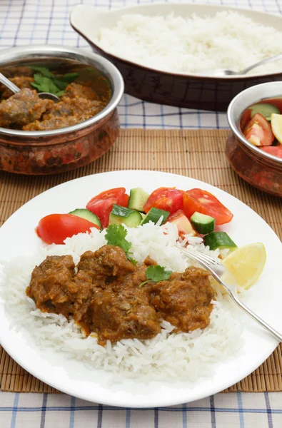Madras butter beef meal vertical — Stock Photo, Image