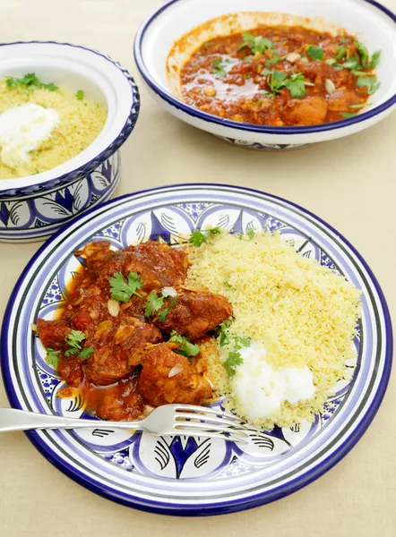 Chicken tagine meal vertical — Stock Photo, Image