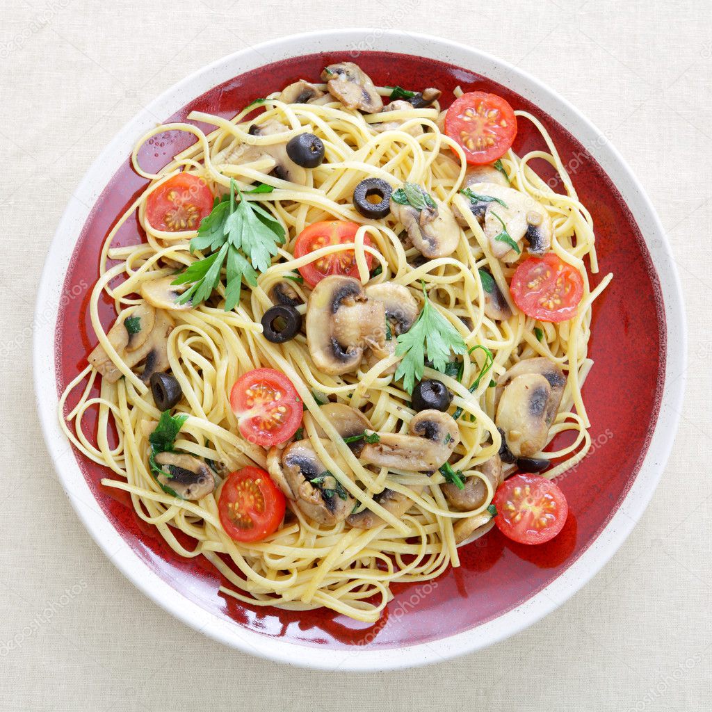 Liguine and mushroom pasta from above