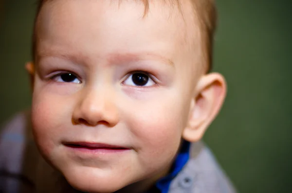 Little boy with interest in eyes — Stock Photo, Image