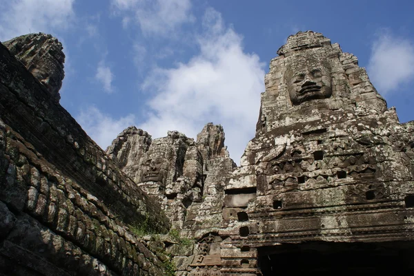 Tempel van de oude bayon in angkor, Cambodja — Stockfoto