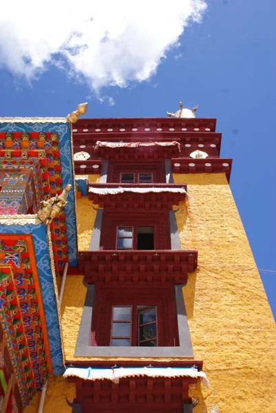 Буддистский монастырь в Литане, Тибет, Китай — стоковое фото