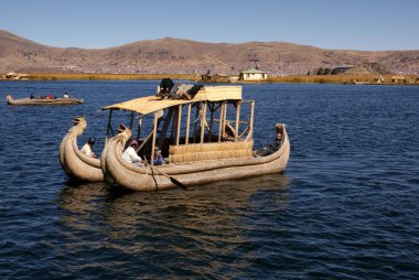 Uros - titcaca gölün Peru yüzen ada