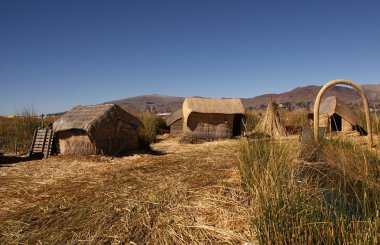 Uros - titcaca gölün Peru yüzen ada